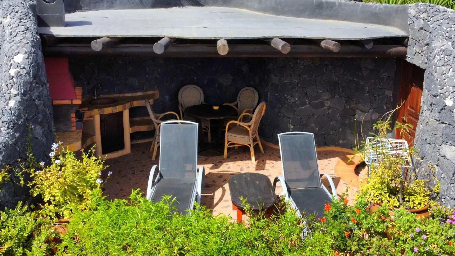 Apartment Lava - Sauna, Beheizter Pool, Traumhafter Meerblick, Billiard, Tischtennis Tias