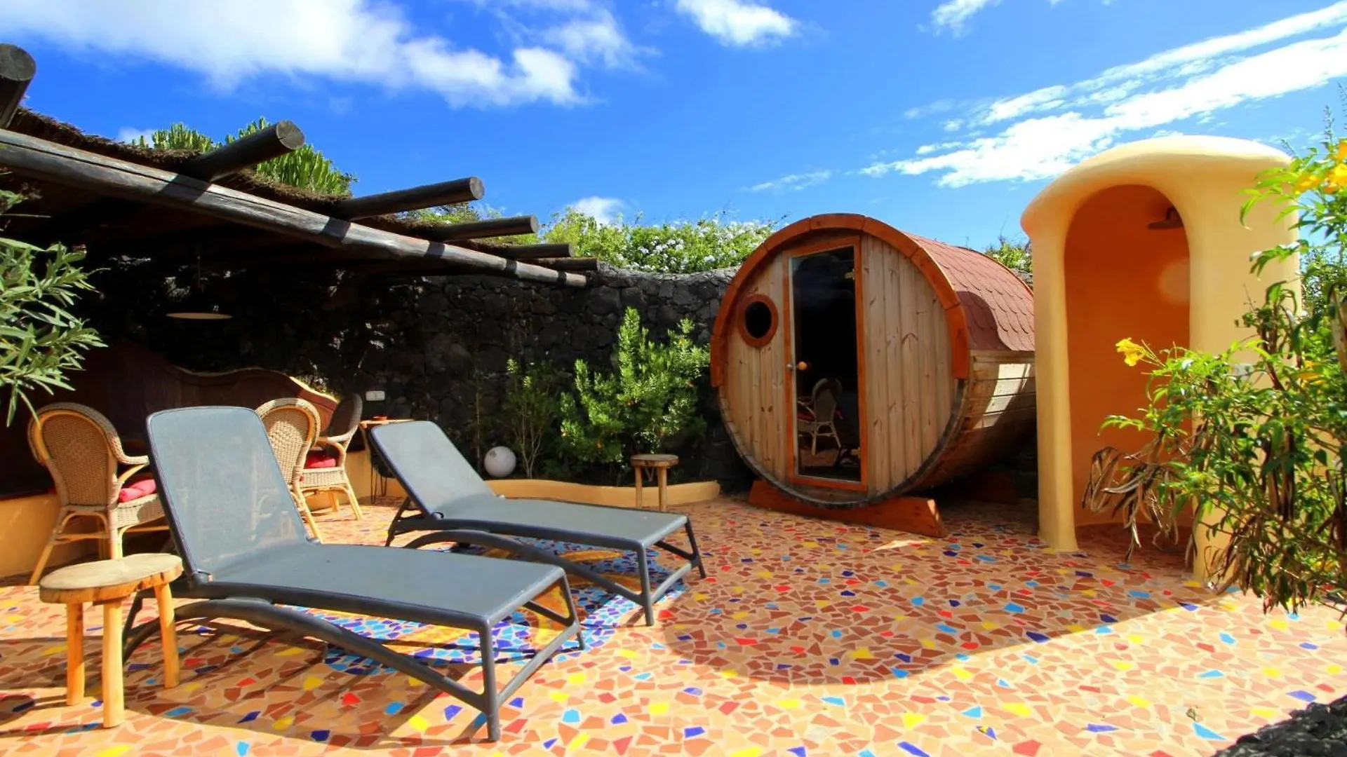 Apartment Lava - Sauna, Beheizter Pool, Traumhafter Meerblick, Billiard, Tischtennis Tias Spain